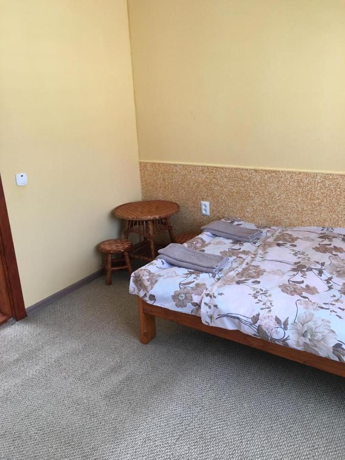 У Ондраша Apartment Yasinia Bagian luar foto
