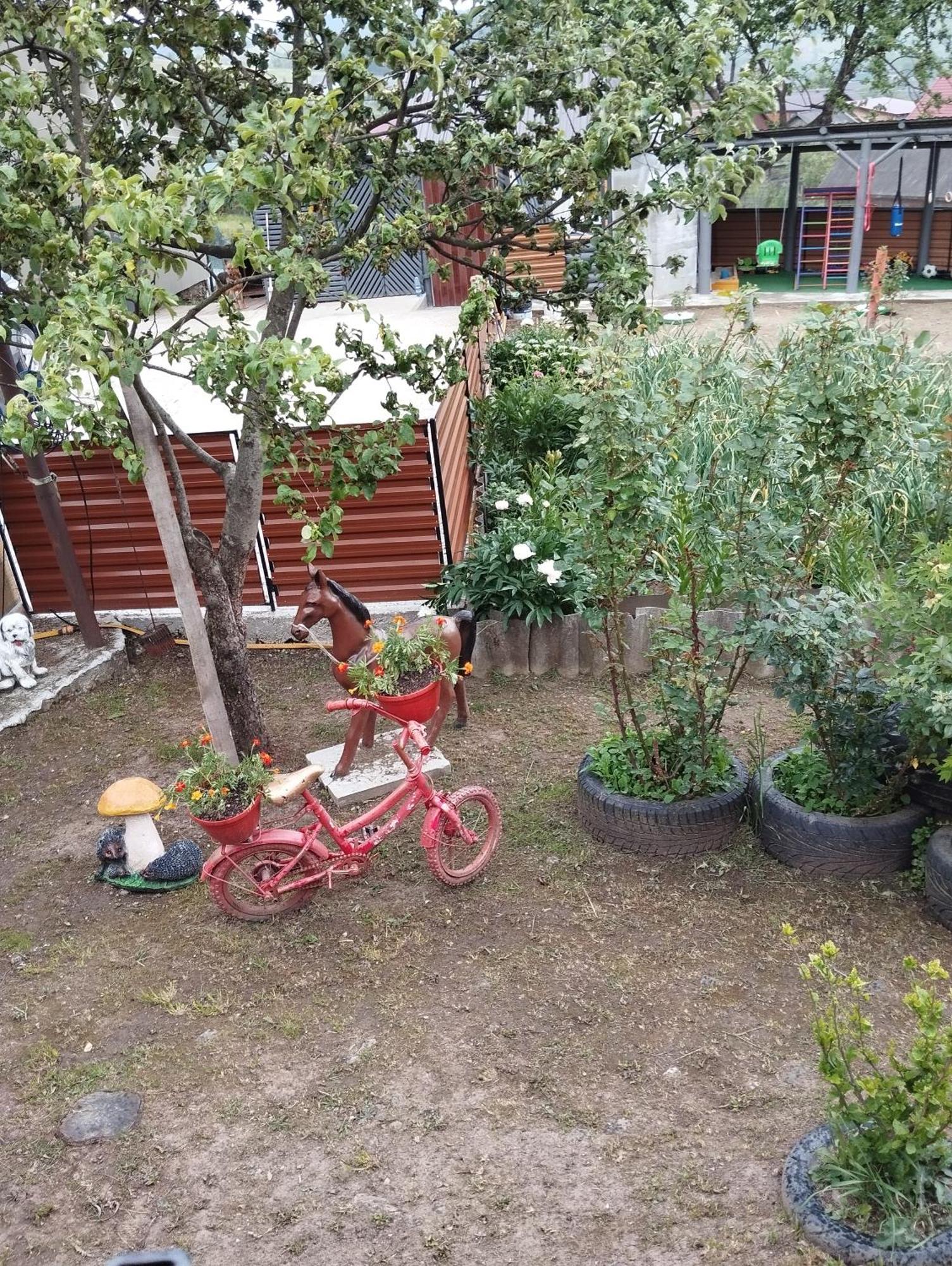 У Ондраша Apartment Yasinia Bagian luar foto